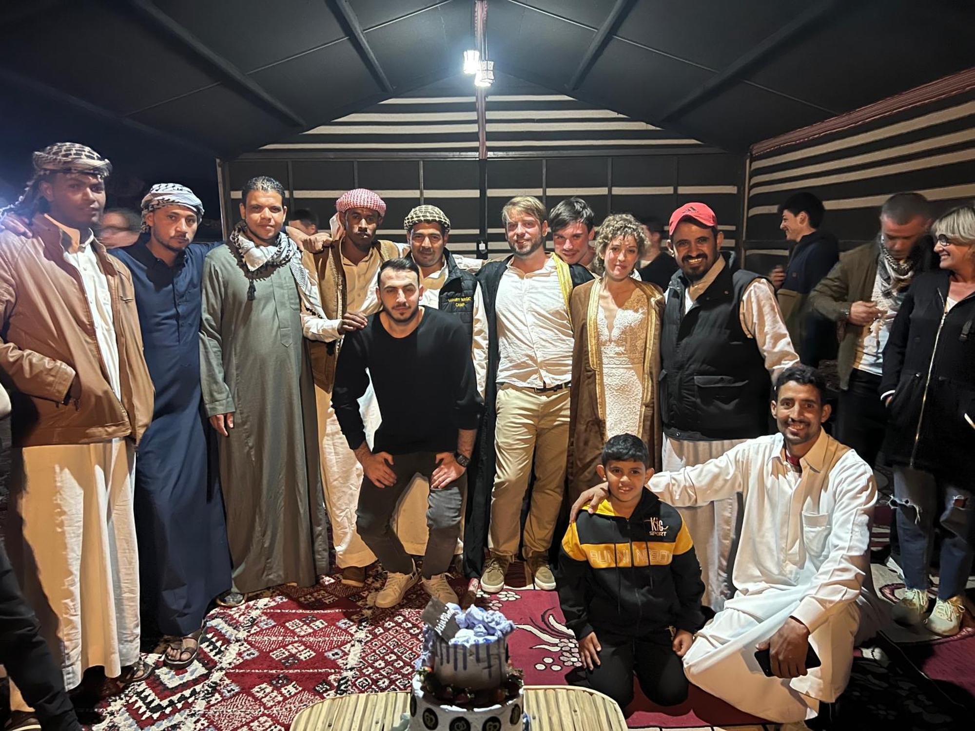 Wadi Rum Rose Luxury Camp Luaran gambar
