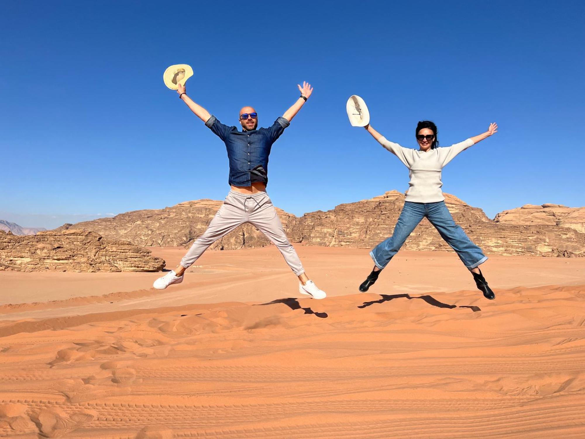 Wadi Rum Rose Luxury Camp Luaran gambar