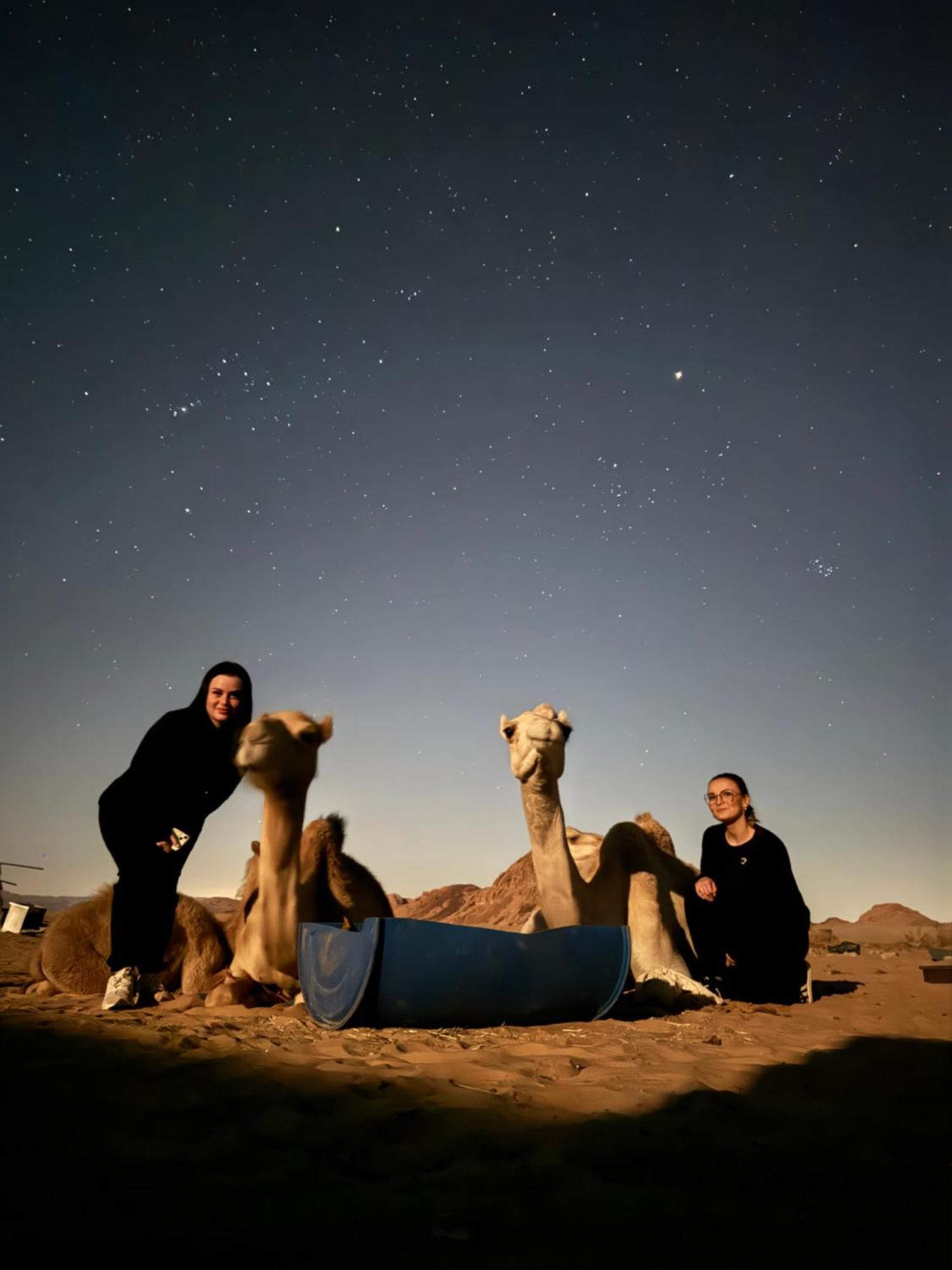 Wadi Rum Rose Luxury Camp Luaran gambar
