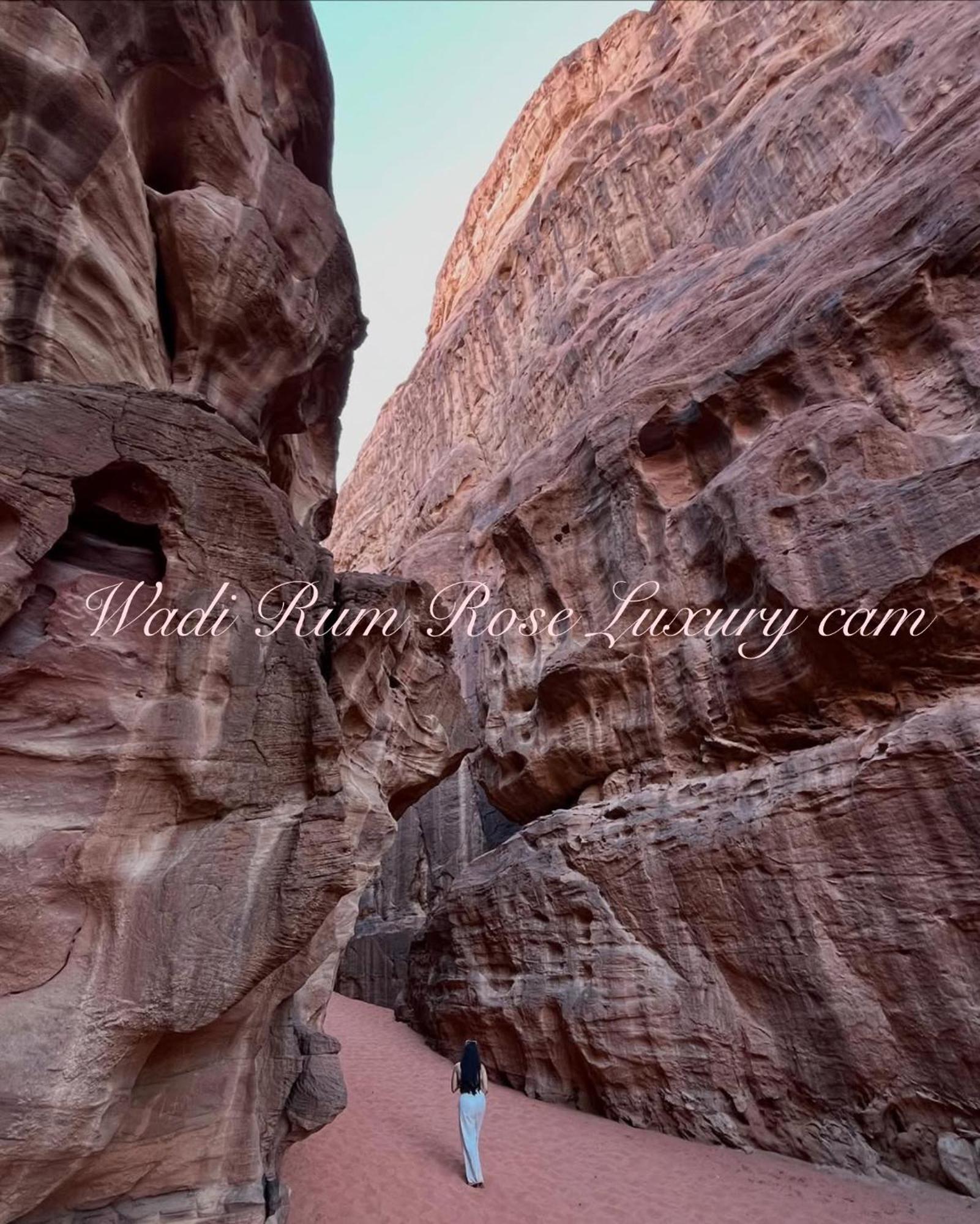 Wadi Rum Rose Luxury Camp Luaran gambar