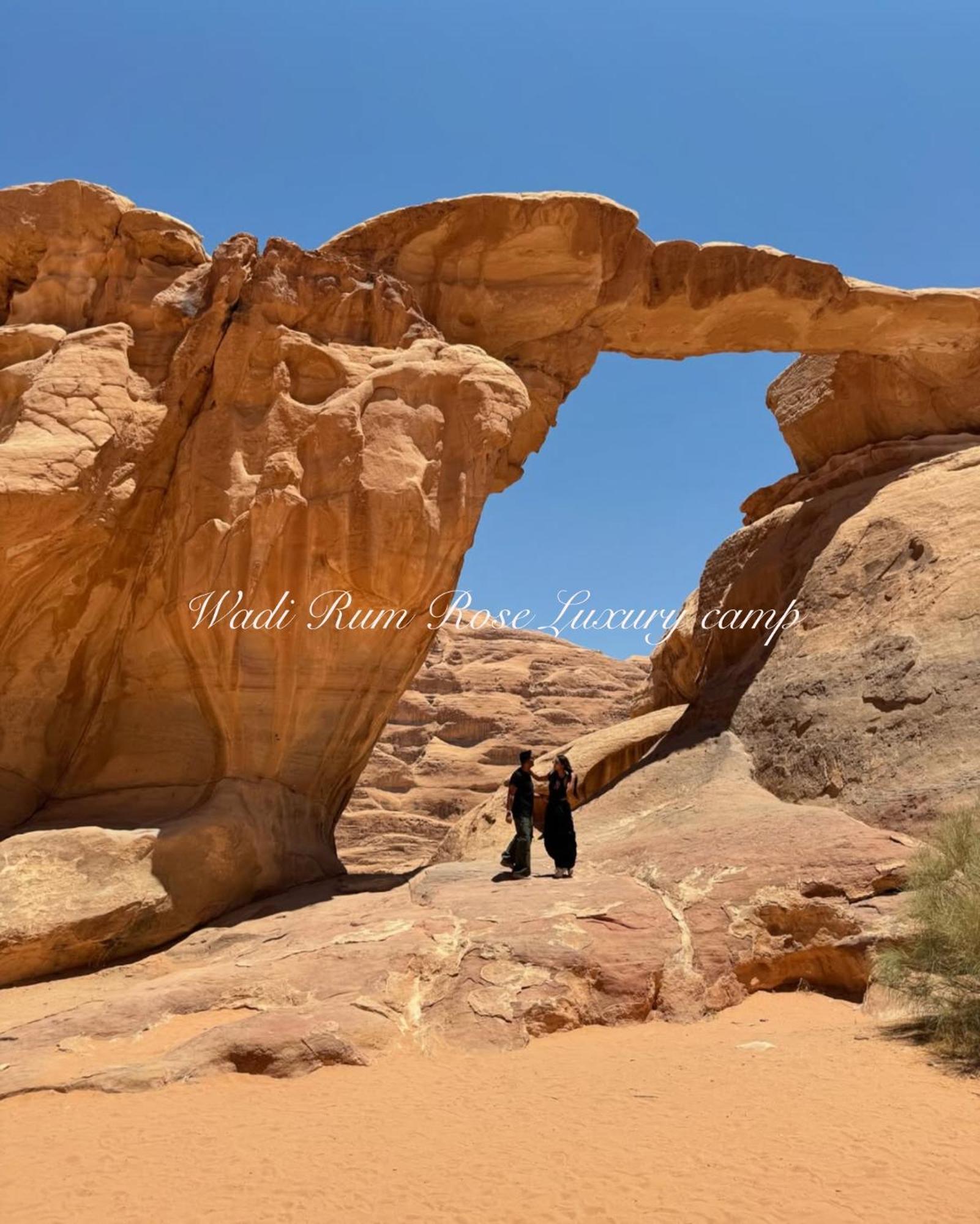 Wadi Rum Rose Luxury Camp Luaran gambar