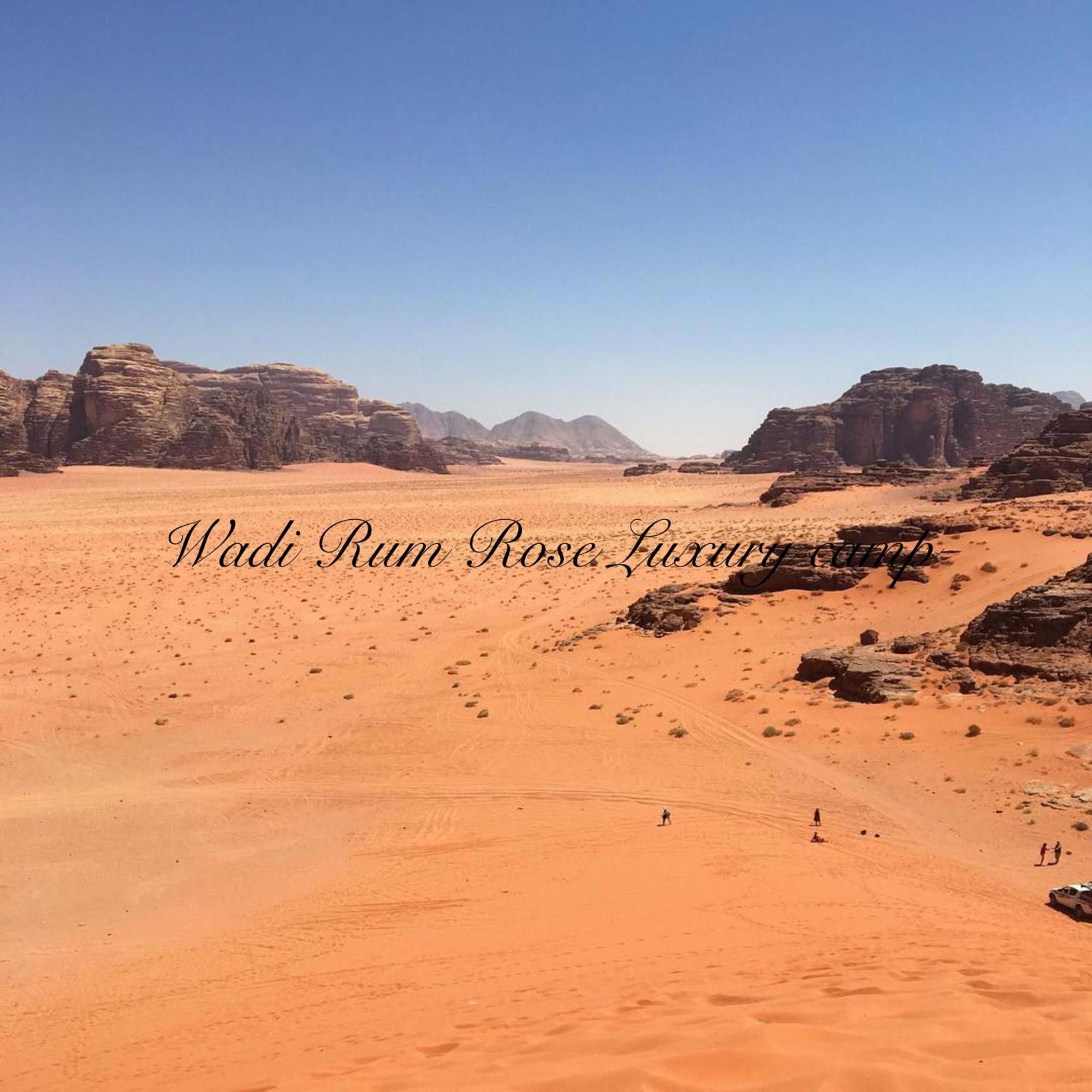 Wadi Rum Rose Luxury Camp Luaran gambar