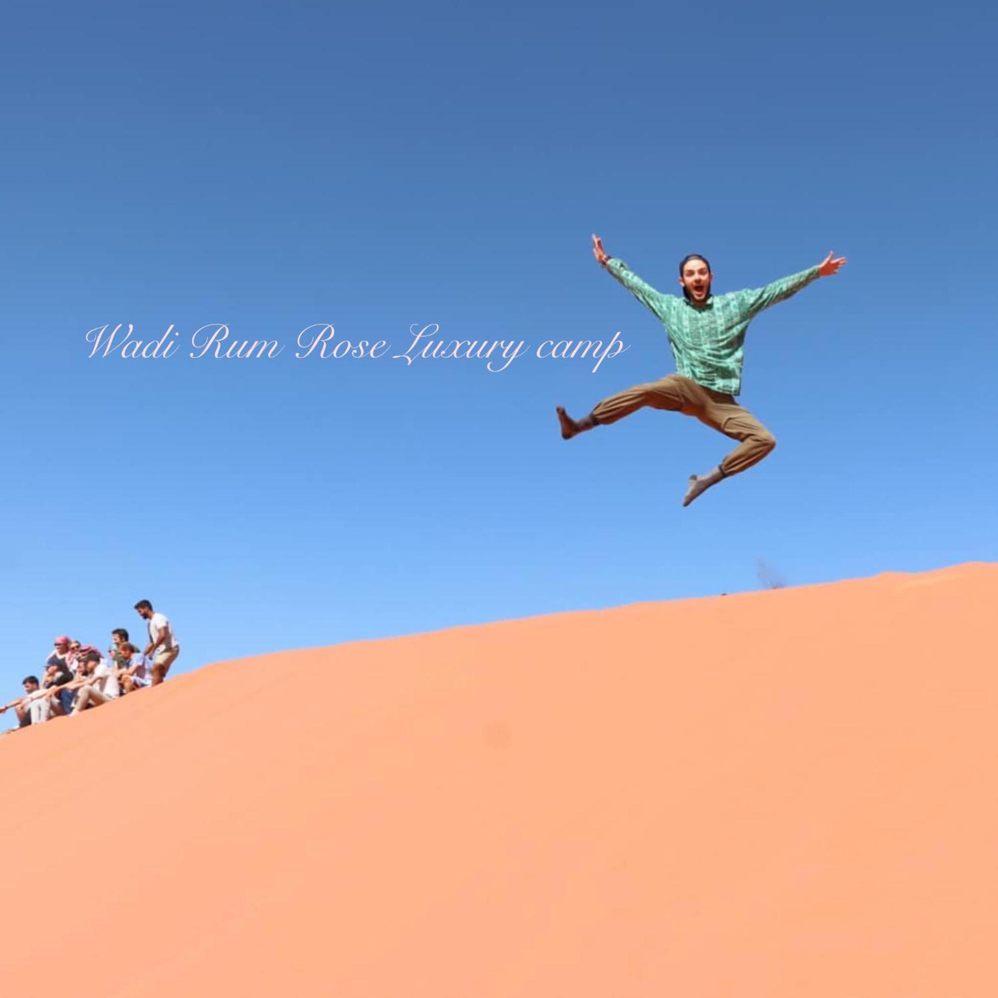 Wadi Rum Rose Luxury Camp Luaran gambar